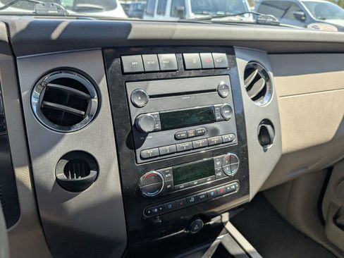 Used 2012 Ford Expedition Limited image 15