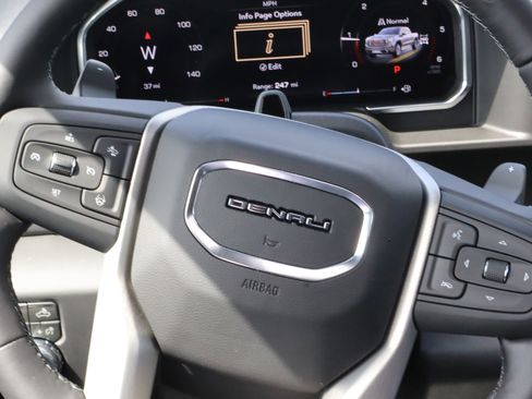 New 2026 GMC Sierra 1500 Denali w/ Technology Package AWD/4WD image 12