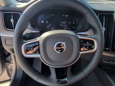 New 2026 Volvo XC60 B5 Plus w/ Protection Package Premier image 16