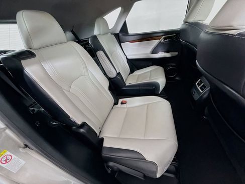 Used 2018 Lexus RX 450hL Premium image 28