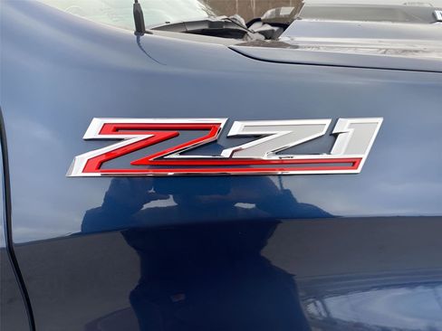 Used 2023 Chevrolet Silverado 1500 LT Trail Boss w/ Protection Package image 10