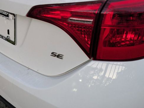 Used 2017 Toyota Corolla SE image 8