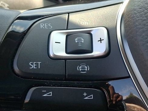 Used 2019 Volkswagen Atlas SEL Premium AWD/4WD image 23