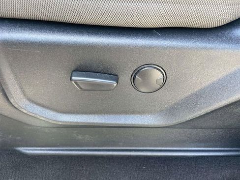 Certified 2020 Ford F250 XLT w/ XLT Premium Package image 11