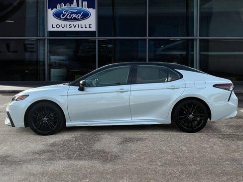 Used 2021 Toyota Camry XSE FWD image 6
