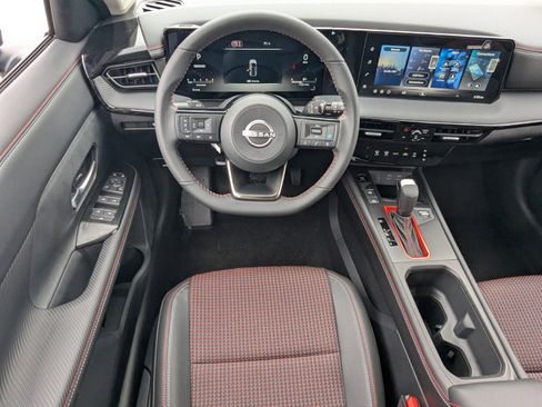 New 2026 Nissan Kicks SR FWD image 7