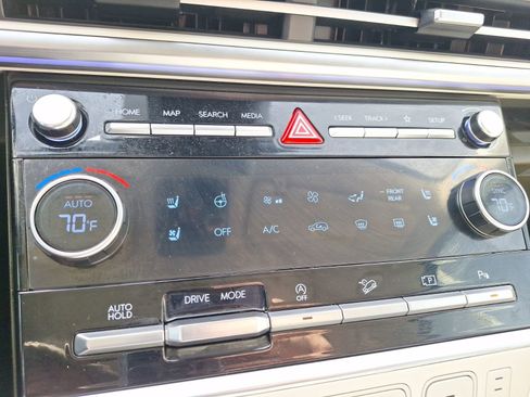 Used 2025 Hyundai Santa Fe Calligraphy image 27