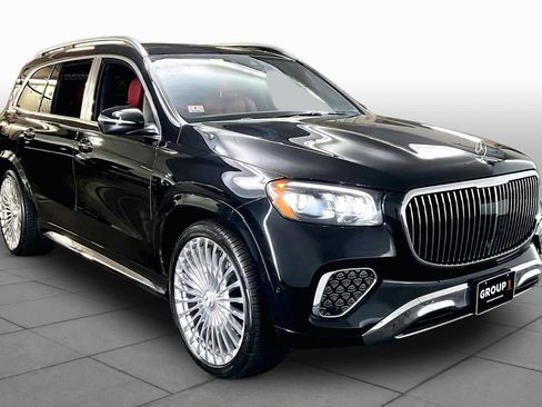 Used 2025 Mercedes-Benz Maybach GLS 600 4MATIC image 3