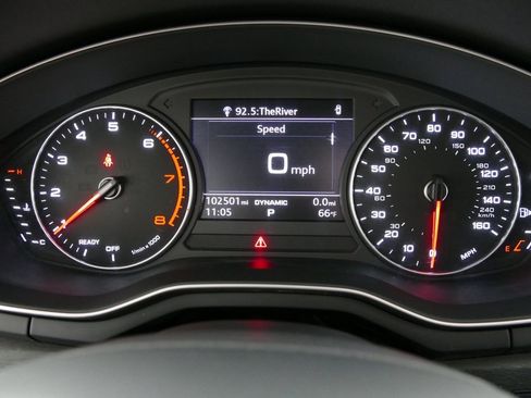 Used 2017 Audi A4 2.0T allroad Premium Plus w/ Premium Plus Package image 17