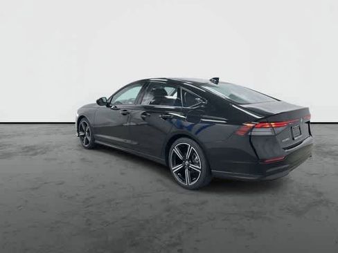 Used 2026 Honda Accord SE image 9