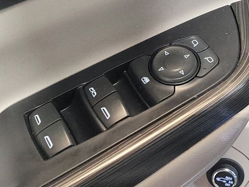 Used 2019 GMC Acadia SLT image 27