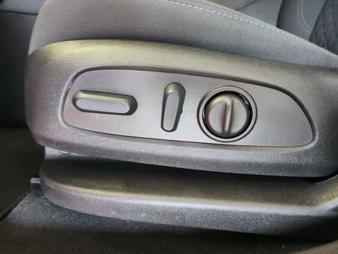 Certified 2022 Chevrolet Blazer LT image 13