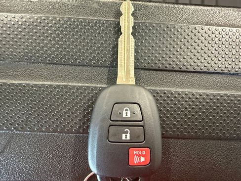 Used 2021 Toyota Tundra SR5 image 30