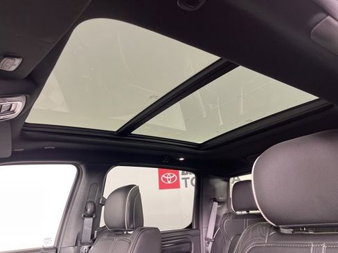 Used 2022 RAM 1500 Limited image 5