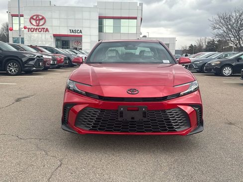 New 2026 Toyota Camry SE AWD/4WD image 2