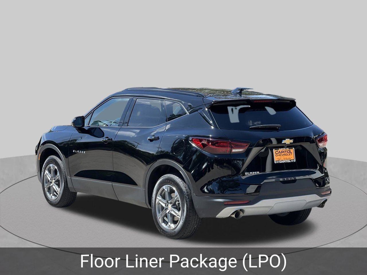 Certified 2024 Chevrolet Blazer LT w/ Convenience Package FWD image 3
