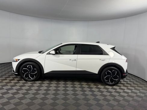 Used 2024 Hyundai Ioniq 5 SEL RWD image 11