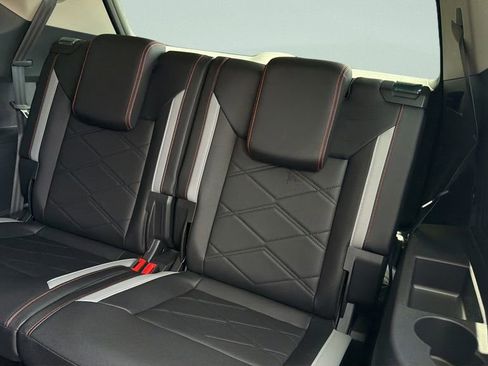 New 2026 Volkswagen Atlas Peak Edition AWD/4WD image 30