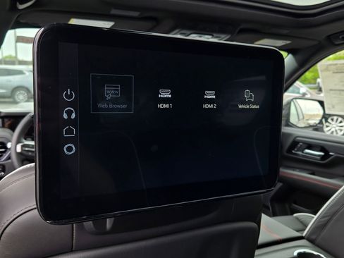New 2026 GMC Yukon AT4 Ultimate w/ LPO, Floor Liner Package AWD/4WD image 41