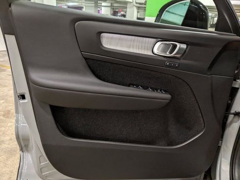 New 2026 Volvo XC40 B5 Plus w/ Protection Package Premier image 9