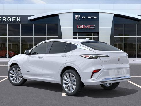 New 2026 Buick Envista Avenir image 3