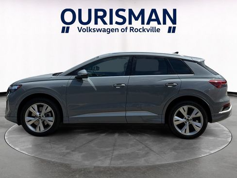 Used 2023 Audi Q4 e-tron Premium Plus w/ Premium Plus AWD/4WD image 3