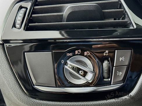 Used 2022 BMW 530i 530i w/ M Sport Package image 10