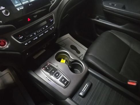 Used 2022 Honda Pilot Special Edition image 28