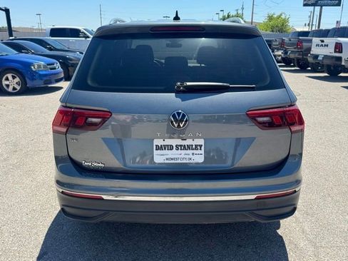 Used 2024 Volkswagen Tiguan SE FWD image 5