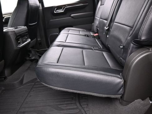 Used 2023 Chevrolet Silverado 1500 RST w/ Convenience Package II AWD/4WD image 41