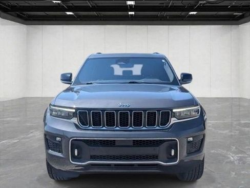 Certified 2022 Jeep Grand Cherokee Overland AWD/4WD image 8