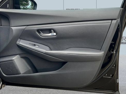 Certified 2020 Nissan Sentra SV FWD image 26