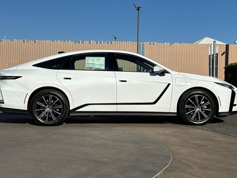 New 2026 Lexus ES 500e w/ Convenience Package AWD/4WD image 3