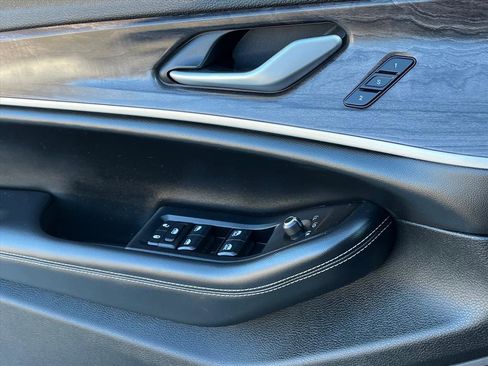 Used 2023 Jeep Grand Cherokee Limited w/ Trailer Tow Prep Group (B) image 17