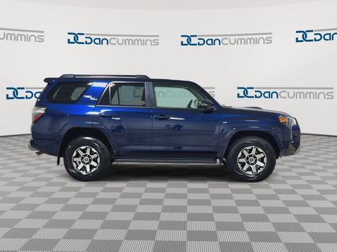 Used 2023 Toyota 4Runner TRD Off-Road Premium w/ Moonroof Package AWD/4WD image 9