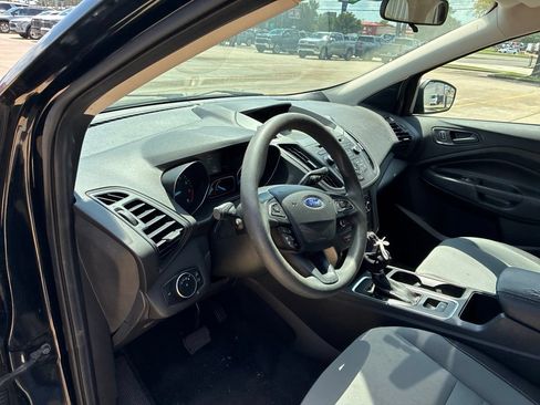Used 2017 Ford Escape S FWD image 26