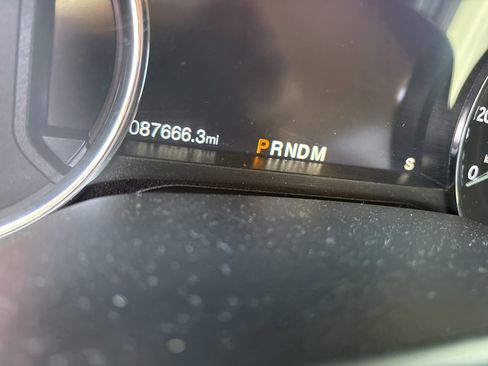 Used 2019 Ford Expedition Platinum image 14