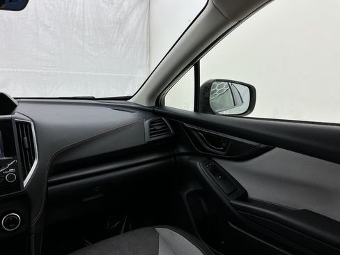 Used 2020 Subaru Crosstrek 2.0i Premium w/ Moonroof Package 2 AWD/4WD image 29