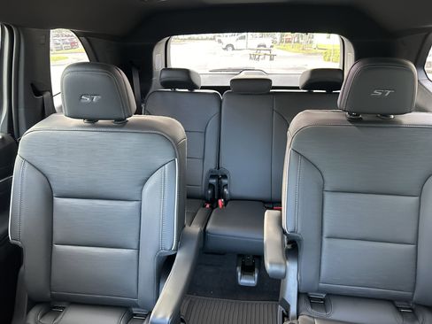 New 2025 Buick Enclave Sport Touring w/ Power Package image 14