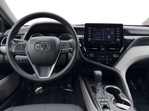 Used 2023 Toyota Camry LE FWD image 10