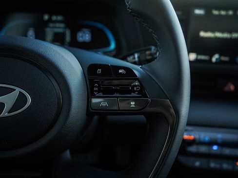 New 2026 Hyundai Elantra SEL Sport Premium FWD image 19