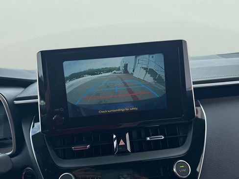 Used 2025 Toyota Corolla XSE FWD image 21