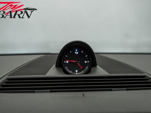 Used 2018 Porsche Panamera 4 image 41