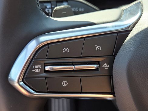 New 2026 Chevrolet Equinox LT w/ Convenience Package II FWD image 13