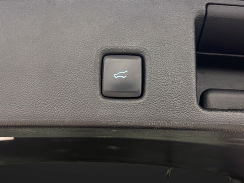 Used 2024 Ford Escape ST-Line w/ Tech Pack #1 AWD/4WD image 30