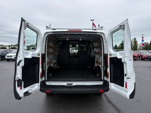 Used 2017 Ford Transit 250 130 Low Roof w/ Exterior Upgrade Package RWD image 17