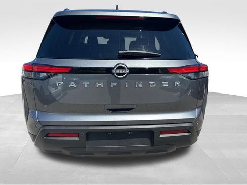 Used 2025 Nissan Pathfinder SV FWD image 5