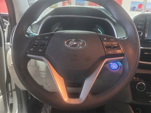Used 2020 Hyundai Tucson SEL image 25
