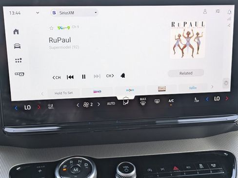 New 2025 Ford Expedition Active image 15