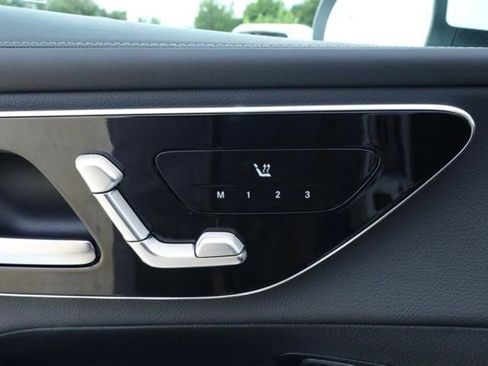 Certified 2025 Mercedes-Benz GLC 300 image 24